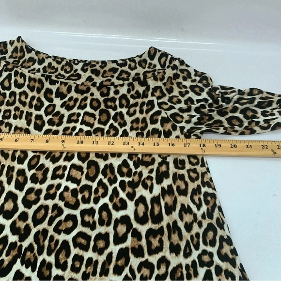 Chicos 0 Top Shirt US  Small Brown Animal Print  Tunic Boat Neck 3/4 Sleeve Work - Picture 13 of 13